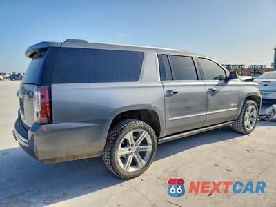 Trzecie zdjęcie samochodu z tyłu: 2019 GMC YUKON XL DENALI VIN:1GKS2HKJXKR263882 - miniatura