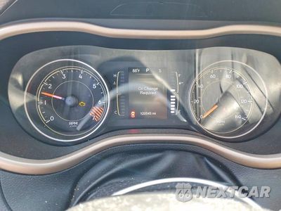 Zdjęcie 9 z 13 samochodu: 2015 JEEP CHEROKEE LATITUDE VIN:1C4PJLCB6FW607715 - miniatura