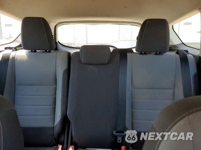 Zdjęcie 10 z 13 samochodu: 2017 FORD ESCAPE S VIN:1FMCU0F7XHUB49070 - miniatura