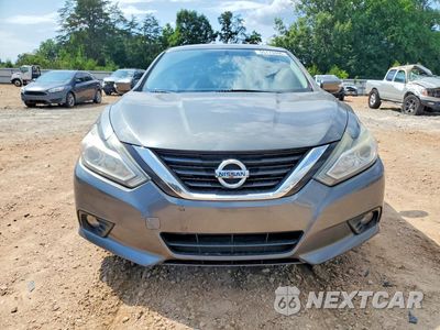 Piąte zdjęcie samochodu w środku: 2017 NISSAN ALTIMA 2.5 SL VIN:1N4AL3AP7HC203850 - miniatura