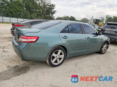 Trzecie zdjęcie samochodu z tyłu: 2010 TOYOTA CAMRY LE VIN:4T1BF3EK6AU514945 - miniatura