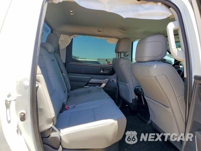 Zdjęcie 10 z 12 samochodu: 2023 TOYOTA TUNDRA SR5 VIN:5TFLA5DB1PX128865 - miniatura