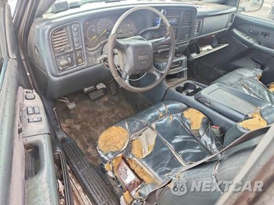 Zdjęcie 8 z 12 samochodu: 2001 GMC NEW SIERRA K1500 VIN:2GTEK19T211209426 - miniatura