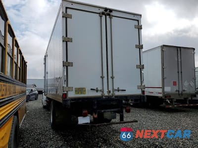 Drugie zdjęcie samochodu z przodu: 2019 FREIGHTLINER BUSINESS CLASS M2 BOX TRUCK VIN:1FVACWD39KHKK5285 - miniatura