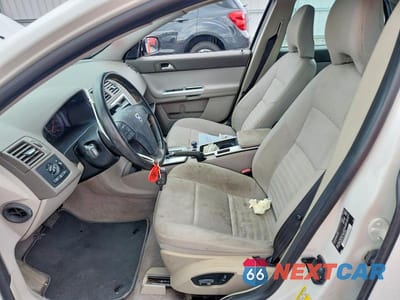 Zdjęcie 7 z 12 samochodu: 2010 VOLVO S40 2.4I VIN:YV1390MS8A2510059 - miniatura