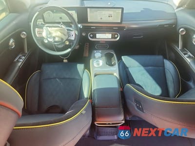 Zdjęcie 8 z 13 samochodu: 2024 GENESIS GV60 PERFORMANCE VIN:KMUKEDSB8RU023111 - miniatura
