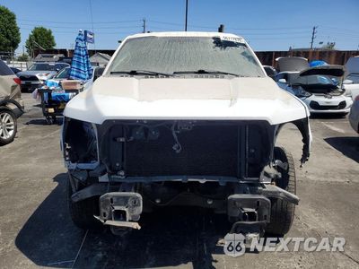 Piąte zdjęcie samochodu w środku: 2018 FORD F150 SUPERCREW VIN:1FTEW1E55JKC86626 - miniatura