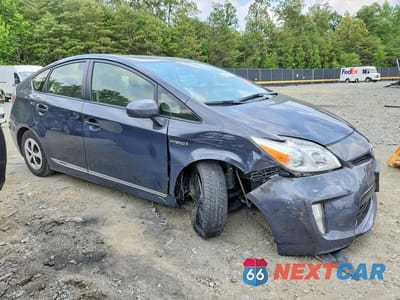 Czwarte zdjęcie samochodu z boku: 2015 TOYOTA PRIUS TWO VIN:JTDKN3DU8F0406027 - miniatura