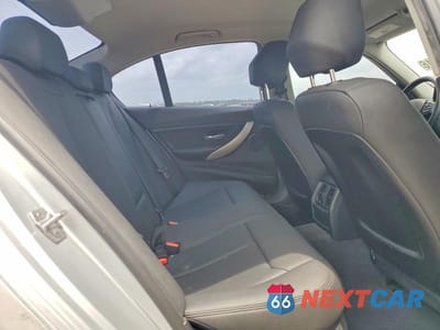 Zdjęcie 10 z 12 samochodu: 2017 BMW 320 I VIN:WBA8E1G38HNU17761 - miniatura