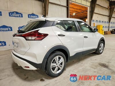 Trzecie zdjęcie samochodu z tyłu: 2022 NISSAN KICKS S VIN:3N1CP5BV3NL489778 - miniatura