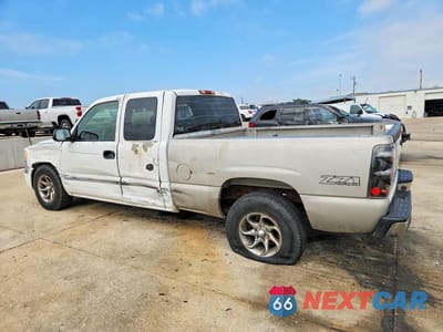 Drugie zdjęcie samochodu z przodu: 2003 GMC NEW SIERRA C1500 VIN:2GTEC19T331104653 - miniatura