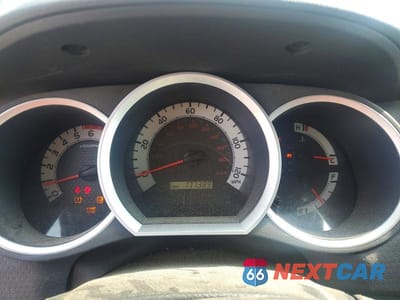 Zdjęcie 9 z 12 samochodu: 2015 TOYOTA TACOMA ACCESS CAB VIN:5TFTX4CN7FX065564 - miniatura