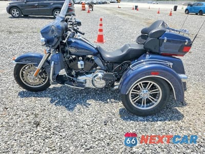 Trzecie zdjęcie samochodu z tyłu: 2009 HARLEY-DAVIDSON FLHTCUTG VIN:1HD1MAM119Y851965 - miniatura