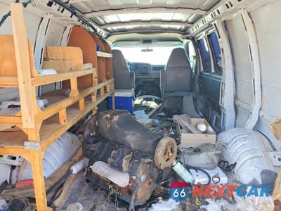 Zdjęcie 10 z 13 samochodu: 2000 CHEVROLET EXPRESS G3500 VIN:1GCHG35R0Y1158674 - miniatura