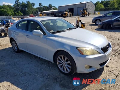 Czwarte zdjęcie samochodu z boku: 2008 LEXUS IS 250 VIN:JTHCK262685021895 - miniatura