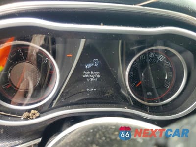 Zdjęcie 9 z 12 samochodu: 2018 DODGE CHALLENGER R VIN:2C3CDZBT6JH270414 - miniatura