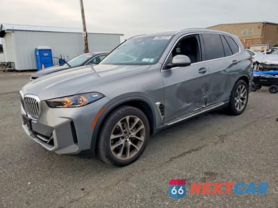 2025 BMW X5 XDRIVE4 5UX23EU00S9Z25687 - główne zdjęcie licytacji z USA - miniatura