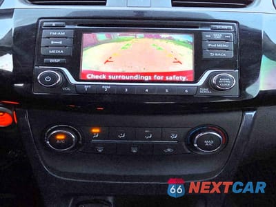 Zdjęcie 11 z 14 samochodu: 2017 NISSAN SENTRA SR TURBO VIN:3N1CB7AP6HY297176 - miniatura