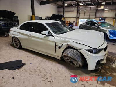 Czwarte zdjęcie samochodu z boku: 2016 BMW M4 VIN:WBS3U9C55GP970370 - miniatura