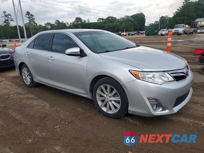 Czwarte zdjęcie samochodu z boku: 2012 TOYOTA CAMRY XLE VIN:4T4BF1FK5CR259121 - miniatura