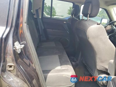 Zdjęcie 11 z 13 samochodu: 2016 JEEP PATRIOT SPORT VIN:1C4NJPBB3GD547339 - miniatura