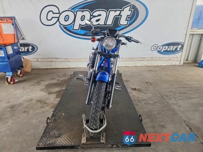 Drugie zdjęcie samochodu z przodu: 2016 HONDA VT1300 CX VIN:JH2SC6121GK100309 - miniatura