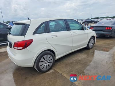 Trzecie zdjęcie samochodu z tyłu: 2017 MERCEDES-BENZ B 250E VIN:WDDVP9AB4HJ015022 - miniatura