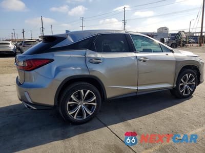 Trzecie zdjęcie samochodu z tyłu: 2018 LEXUS RX 350 BASE VIN:2T2ZZMCA7JC098195 - miniatura