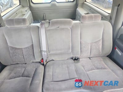 Zdjęcie 10 z 14 samochodu: 2003 CHEVROLET SUBURBAN K1500 VIN:3GNFK16Z93G342344 - miniatura