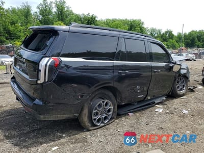 Trzecie zdjęcie samochodu z tyłu: 2025 FORD EXPEDITION XL VIN:1FMJU1G82SEA12775 - miniatura