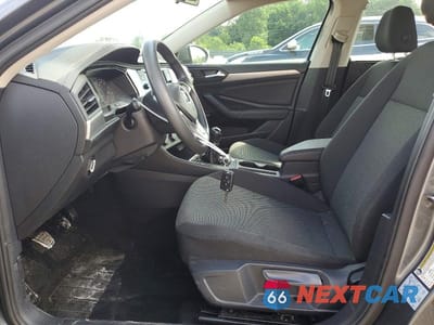 Zdjęcie 7 z 12 samochodu: 2021 VOLKSWAGEN JETTA S VIN:3VWN57BU4MM011275 - miniatura