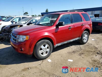 2010 FORD ESCAPE XLT 1FMCU9DG0AKA31814 - główne zdjęcie licytacji z USA - miniatura