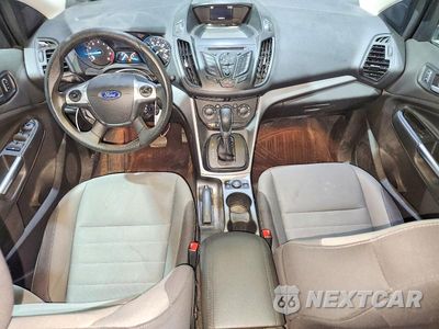 Zdjęcie 8 z 14 samochodu: 2016 FORD ESCAPE SE VIN:1FMCU9GX1GUB85005 - miniatura