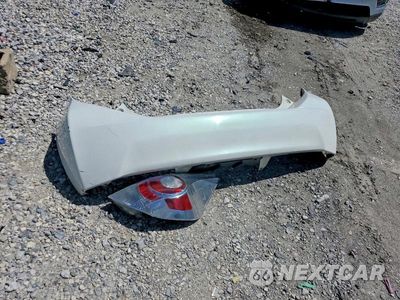 Zdjęcie 12 z 13 samochodu: 2013 TOYOTA PRIUS C TWO VIN:JTDKDTB35D1541051 - miniatura