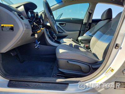 Zdjęcie 7 z 12 samochodu: 2016 HYUNDAI ELANTRA SE VIN:KMHDH4AE2GU588638 - miniatura