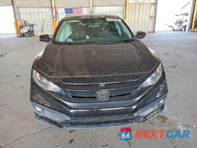 Piąte zdjęcie samochodu w środku: 2019 HONDA CIVIC EX VIN:JHMFC1F39KX011127 - miniatura