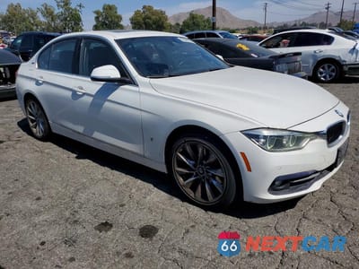 Czwarte zdjęcie samochodu z boku: 2017 BMW 330E VIN:WBA8E1C59HK480005 - miniatura