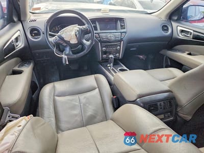 Zdjęcie 8 z 13 samochodu: 2017 NISSAN PATHFINDER SV VIN:5N1DR2MN7HC647879 - miniatura