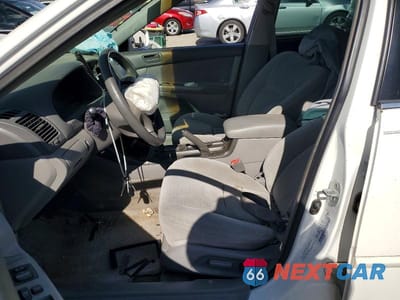 Zdjęcie 7 z 12 samochodu: 2003 TOYOTA CAMRY LE VIN:4T1BE32K23U213454 - miniatura