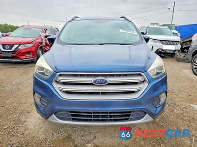 Piąte zdjęcie samochodu w środku: 2018 FORD ESCAPE SEL VIN:1FMCU0HD5JUA08609 - miniatura