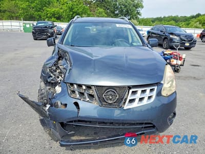 Piąte zdjęcie samochodu w środku: 2013 NISSAN ROGUE S VIN:JN8AS5MV5DW657983 - miniatura