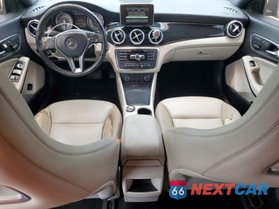 Zdjęcie 8 z 12 samochodu: 2014 MERCEDES-BENZ CLA 250 VIN:WDDSJ4EB5EN061772 - miniatura
