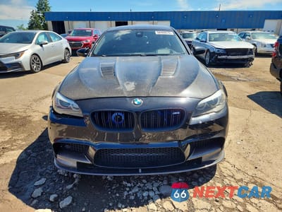 Piąte zdjęcie samochodu w środku: 2013 BMW M5 VIN:WBSFV9C50DD096291 - miniatura