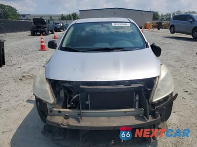 Piąte zdjęcie samochodu w środku: 2014 NISSAN VERSA 1.6 S VIN:3N1CN7AP9EL849768 - miniatura