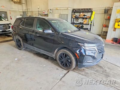 Czwarte zdjęcie samochodu z boku: 2023 CHEVROLET EQUINOX LS VIN:3GNAXHEG6PL126789 - miniatura
