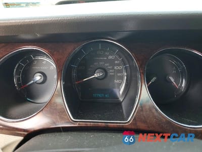 Zdjęcie 9 z 12 samochodu: 2011 FORD TAURUS VIN:1FAHP2FW9BG125729 - miniatura