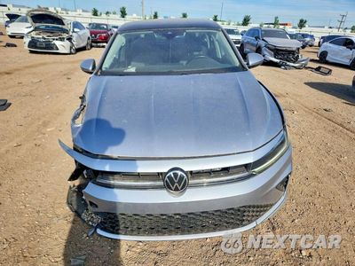 Piąte zdjęcie samochodu w środku: 2025 VOLKSWAGEN JETTA SE VIN:3VW7X7BU4SM010546 - miniatura