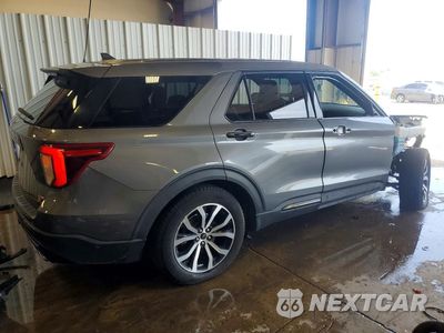 Trzecie zdjęcie samochodu z tyłu: 2021 FORD EXPLORER ST VIN:1FM5K8GCXMGB24932 - miniatura