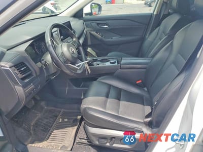 Zdjęcie 7 z 13 samochodu: 2024 NISSAN ROGUE SV VIN:5N1BT3BB2RC738857 - miniatura