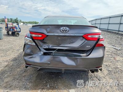 Zdjęcie 6 z 12 samochodu: 2018 TOYOTA CAMRY SE VIN:4T1B11HK9JU040133 - miniatura